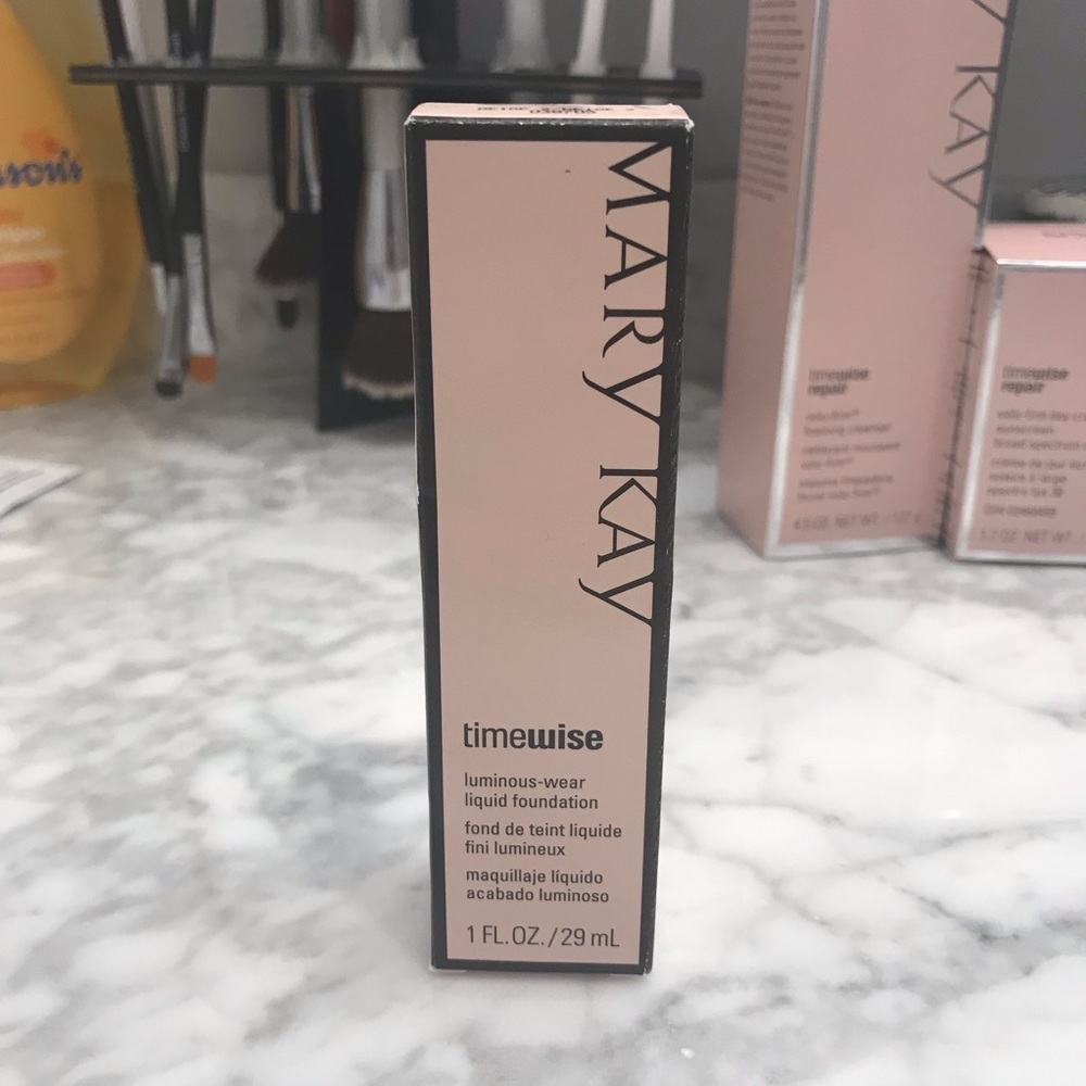 Luminous Foundation Beige 2